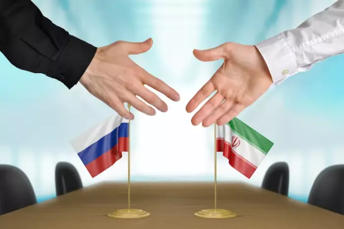 روسيا وإيران..هل ستقف موسكو ضد أي هجوم على طهران؟ وماذا يقول الواقع السياسي