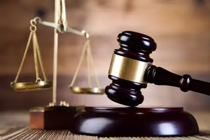 أحكام منع مؤثرين مغاربة من النشر تشعل جدلاً بين الردع وحرية التعبير