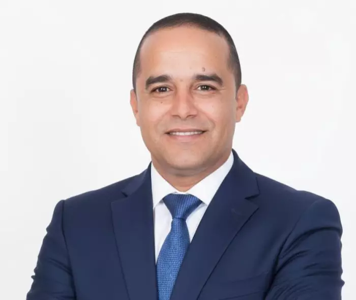 فتيحة جلال..إمرأة قريبة من المواطن تؤمن بأن السياسة خدمة قبل أن تكون سلطة