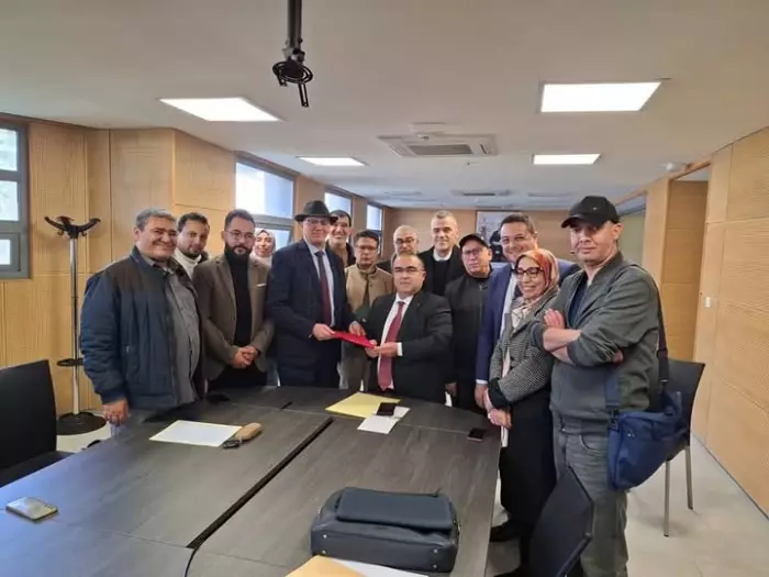 الحوار الاجتماعي بالمغرب بين وعود الحكومة وضغوط النقابات حول الأجور والتقاعد