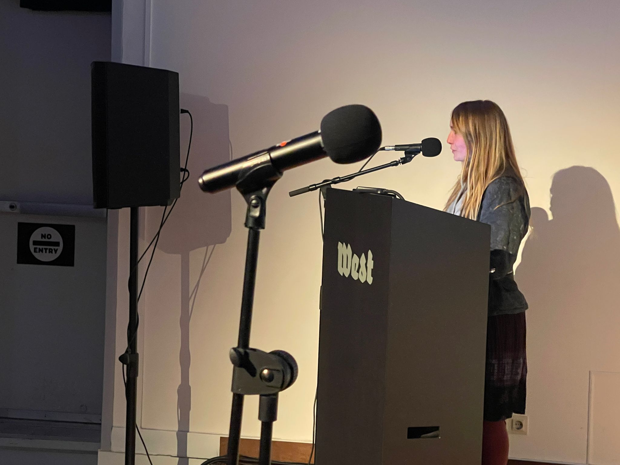 انقر على الرابط او الصوره لقراءه المقال