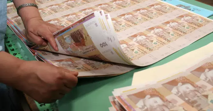 المغرب يفتح سوق الديون المتعثرة أمام الكبار