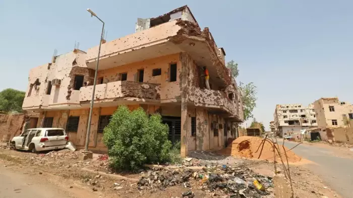 حرب المسيرات تضرب الكهرباء والوقود في السودان وتفاقم معاناة ملايين المدنيين وسط مخاوف من كارثة إنسانية أوسع