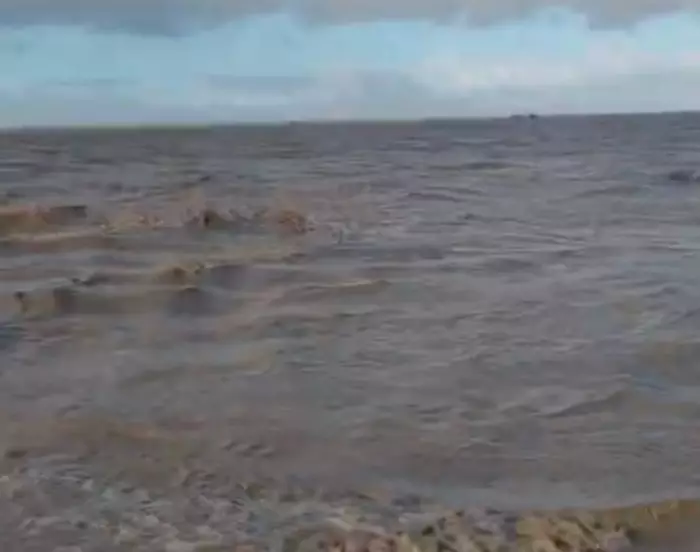 بالفيديو:فياضانات لم تشهدها منطقة الغرب أكثر من 150 سنة 