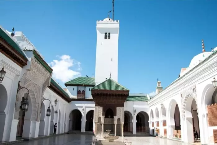 الجمعة بين الحضور والنية الصادقة… هل يغيب الأجر حين يغيب الجسد؟