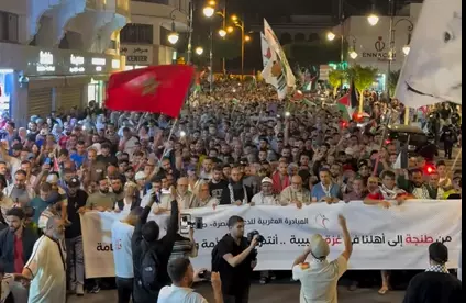 طنجة تنتفض ومسيرة غاضبة تعيد نبض الشارع المغربي إلى الواجهة دفاعاً عن غزة