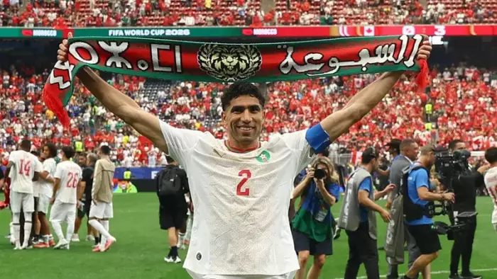 أشرف حكيمي يرفع راية المغرب و العرب في سباق الكرة الذهبية لعام 2026