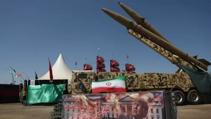 إيران تعلن استعادة قوتها العسكرية وتكشف انتقالها من عقيدة الدفاع إلى الهجوم