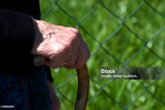 قنبلة ديمغرافية صامتة والمغرب يشيخ أسرع من قدرته على الاحتمال