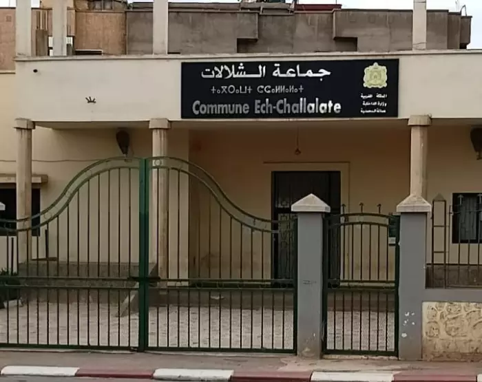 طريق الموت بمدخل الإعداديات...أباء وأمهات يصرخون أنقذوا أبناءنا من شاحنات السرعة الجنونية
