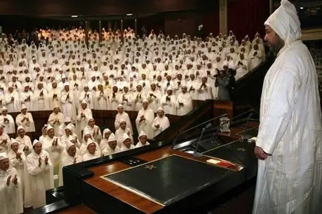 مملكة الأسرار المالية..كيف يُحوَّل البرلمان إلى متفرّج أمام ميزانيات القصر والجيش والأمن والمخابرات؟