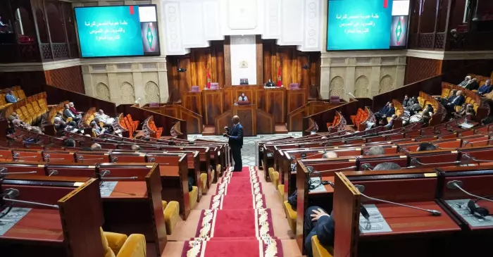 البرلمان يُمرر قانون المسطرة المدنية رغم الاعتراضات الواسعة
