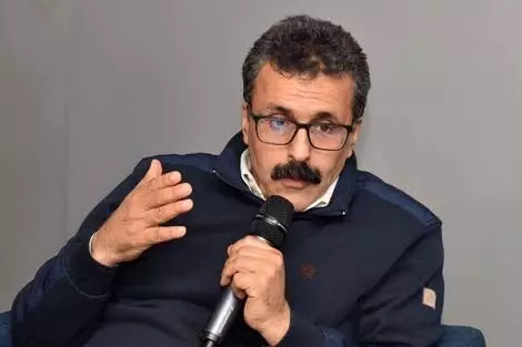 الغائب الأكبر في جلسة الافتتاح
