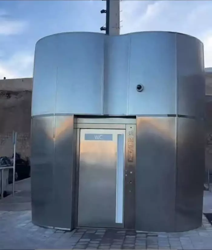 تنصيب مراحيض بـ:190 مليون سنتيم للواحد يشعل غضب الرأي العام