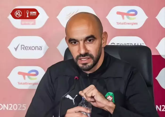 "وليد الركراكي" في مرمى الانتقادات بعد تصريحه قبل موقعة الحسم مع الكاميرون