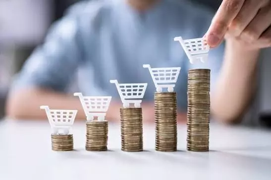 تراجع ثقة الأسر المغربية يثير القلق بشأن القدرة على المعيشة والادخار