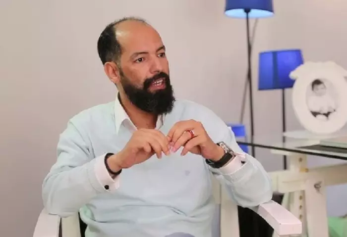 الصحافي "رشيد البلغيتي" يكسر الصمت في مواجهة اتهامات خطيرة وحملة تشهير