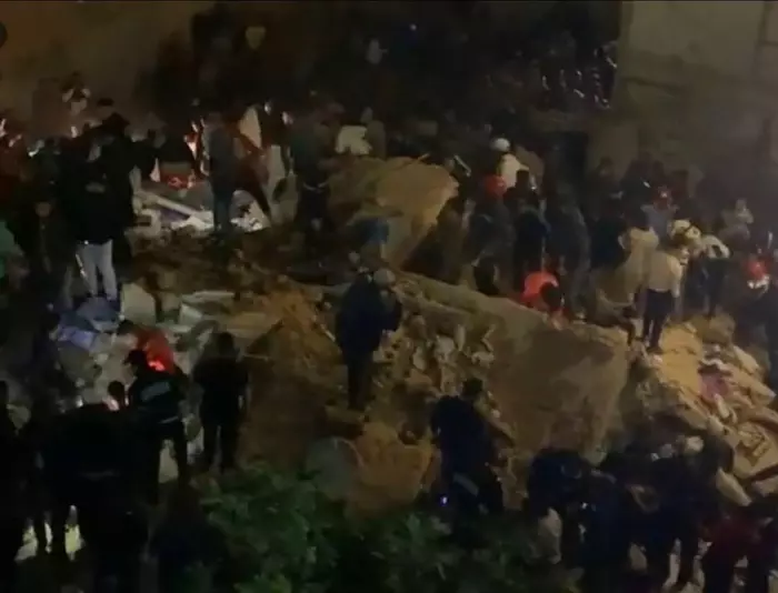 عاجل:فاس تهتز على وقع كارثة عمرانية: منزل ينهار وسط ذهول السكان وتحركات مكثفة لإنقاذ الأرواح