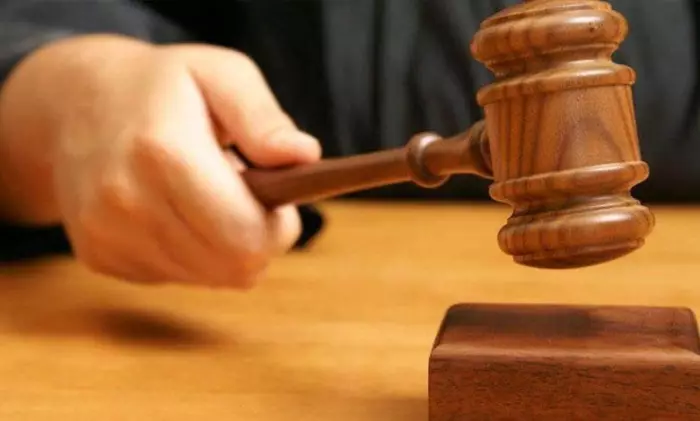 أسرار جديدة في جريمة "ولد الفشوش".. النيابة تطالب بحضور الشهود وتأجيل المحاكمة يُشعل غضب أسرة الضحية