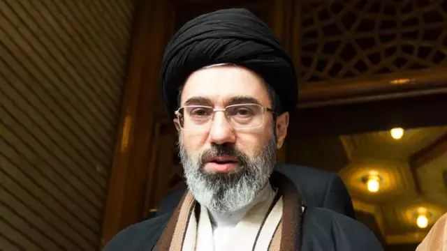 "خامنئي" يُعيد تشكيل مجلس الأمن القومي وزلزال في هرم السلطة الإيرانية