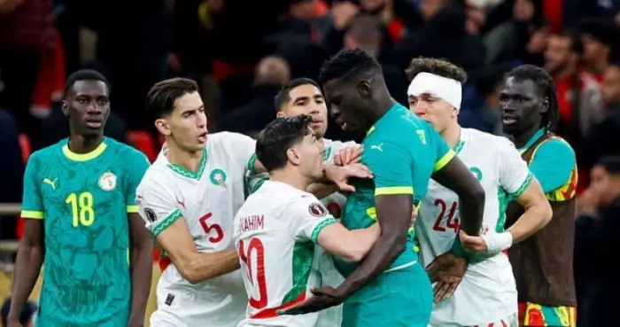 انتهى الصراع على الكأس الافريقية لسنة 2025 بين السنغال والمغرب