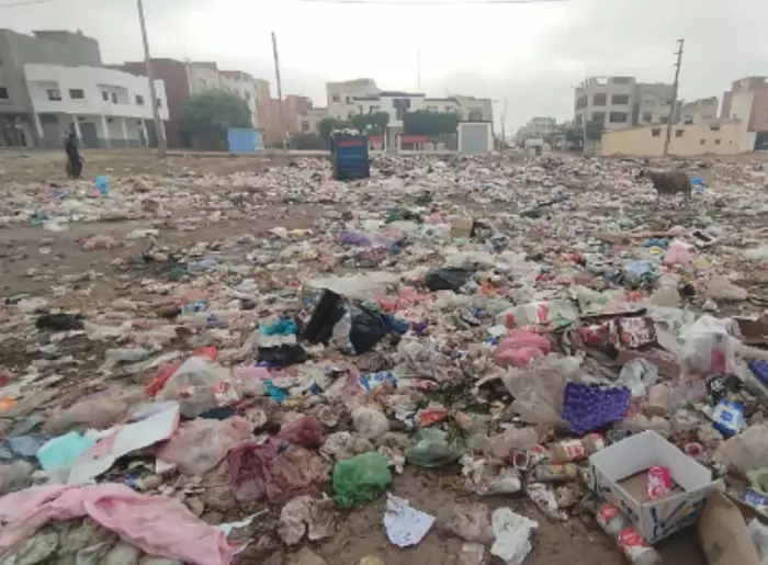 أزمة النظافة تخنق سيدي يحيى الغرب وسكانها يصرخون في وجه صمت المجلس البلدي