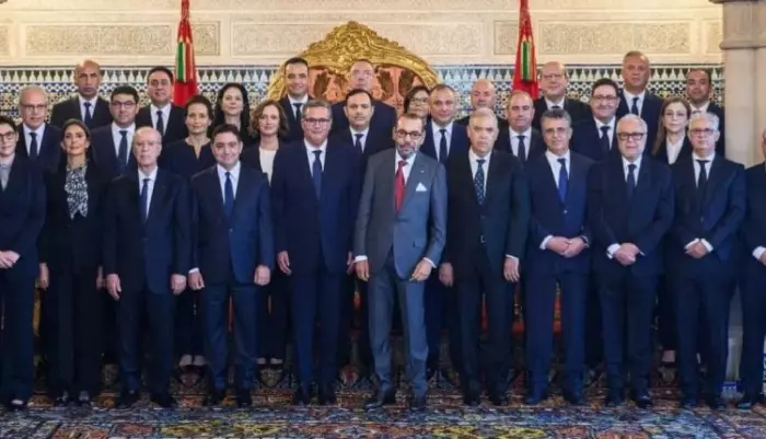 كيف يُوجّه القصر الحياة الحزبية والسياسية في المغرب؟