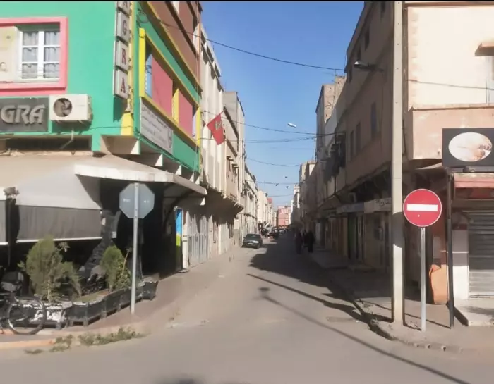 ساكنة زنقة الرماني بحي الفتح خريبكة تطالب الشركة المتعددة الخدمات باستبدال قناة الصرف الصحي