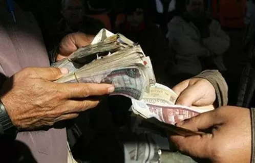 التسول يزحف على المدن المغربية..من مأساة إنسانية إلى "مهنة" تستثمر العاطفة وتطرح أسئلة محرجة عن الصدقة والمجتمع