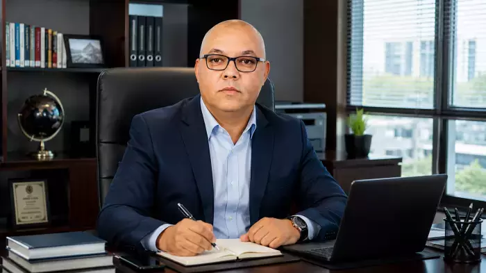 المملكة تسير نحو حكومة وطنية موسعة وصدارة الانتخابات لن تخرج عن البام أو الاستقلال