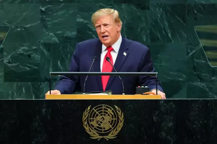 من الأمم المتحدة ترامب يتوعد إيران باستخدام القوة العسكرية لحماية المصالح الأميركية في أميركا الجنوبية ويؤكد منع إيران من إمتلاك سلاح نووي