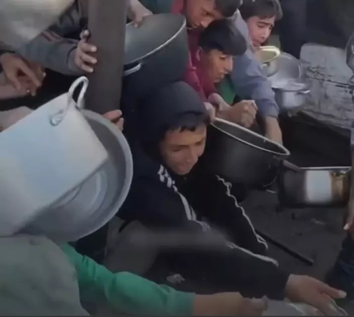 رصاص الغدر في "نتساريم".. دماء الغزيين تصرخ في صمت العروبة