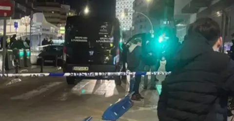 مقتل شاب مغربي برصاص الشرطة الإسبانية يشعل الغضب في طوريمولينوس بمالقا 