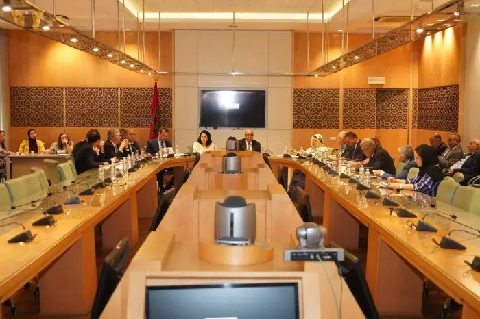 المناصب العليا بالمغرب في قبضة الولاءات؟وتعيينات جديدة تُشعل الجدل حول هيمنة الأحزاب الحاكمة على الإدارة
