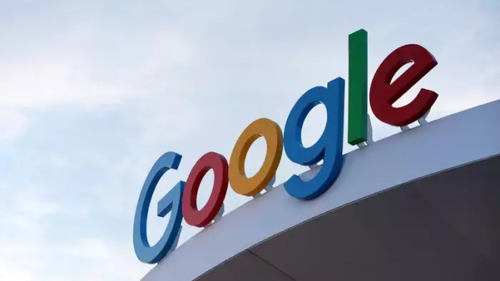 غوغل تواجه دعوى قضائية بأكثر من مليار جنيه إسترليني في بريطانيا بسبب رسوم متجر بلاي