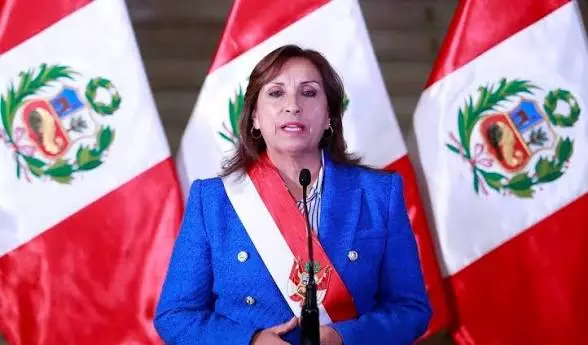 أزمة سياسية في بيرو مع احتدام السباق الانتخابي وتزايد مخاوف عدم الاستقرار