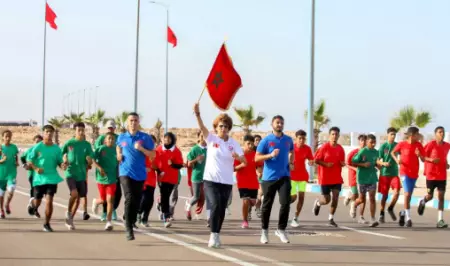 طرفاية تطلق المرحلة الثانية عشرة من سباق المسيرة الخضراء احتفاء بخمسينية الملحمة الوطنية