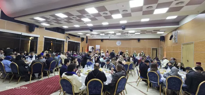 حضور استثنائي ولقاء شعري إعلامي في ضيافة بيت الصحافة ودار الشعر بتطوان