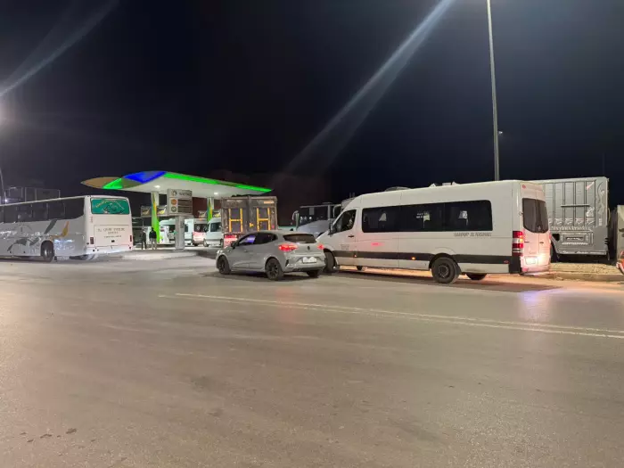 بالفيديو: هكذا تهافت المغاربة على محطات الوقود قبل الزيادة الثانية في الأسعار