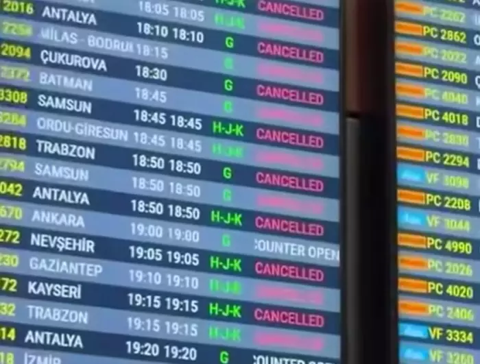 إلغاء مئات الرحلات في مطار إسطنبول واستمرار الحرب في الشرق الأوسط يضرب حركة الطيران