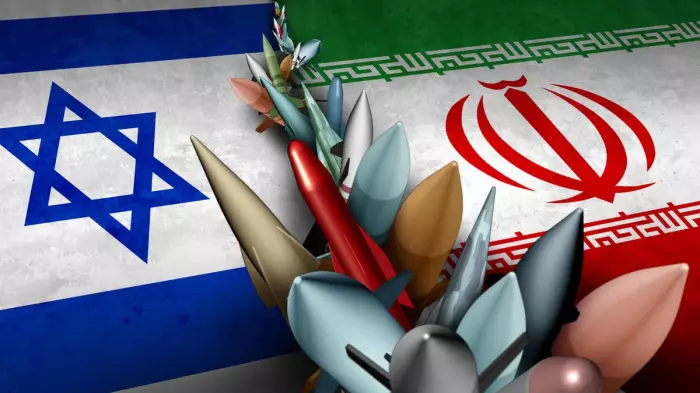 تصعيد إيراني وتهديدات أمريكية إسرائيلية وسط تحركات روسية لاحتواء الأزمة