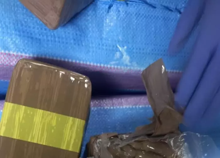 حجز شحنة كبيرة من المخدرات في هذا الميناء