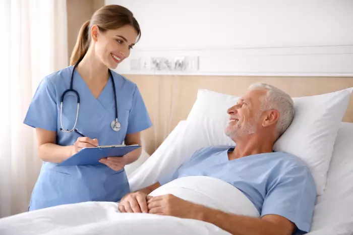 دور عيادات العلاجات التمريضية في المجتمع و المجتمع الصحي : (1)