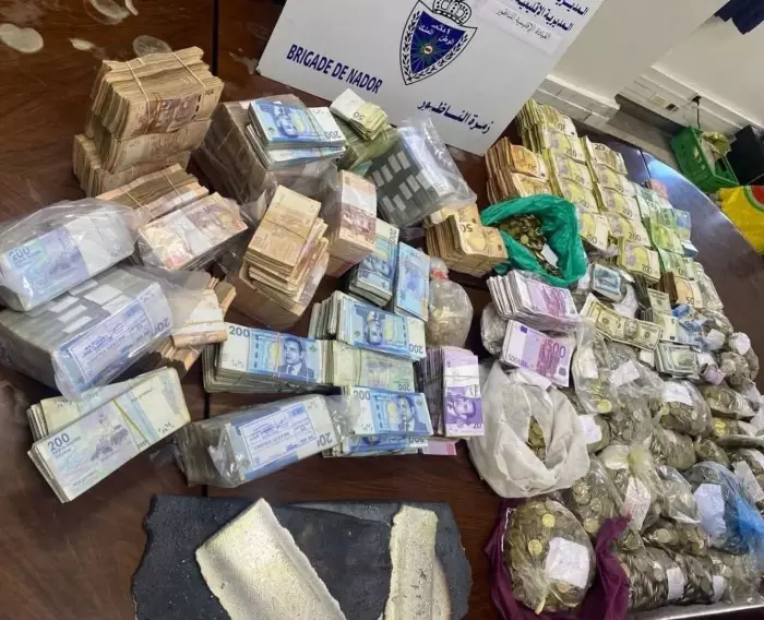 حجز "مليار ونصف 1,5 " بعد مداهـمة تهز الناظور وتسقط صيارفة السوق السوداء