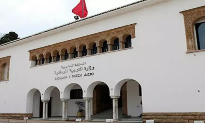 أطر التعليم الأولي يطالبون بالإدماج في الوظيفة العمومية ويضعون أوضاعهم المهنية أمام وزارة التربية
