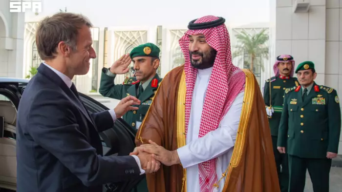 انقر على الرابط او الصوره لقراءه المقال
