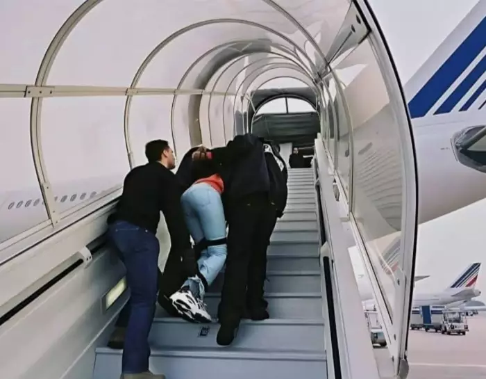 رسميا الاتحاد الأوروبي يصادق على ترحيل جماعي دون محاكمات