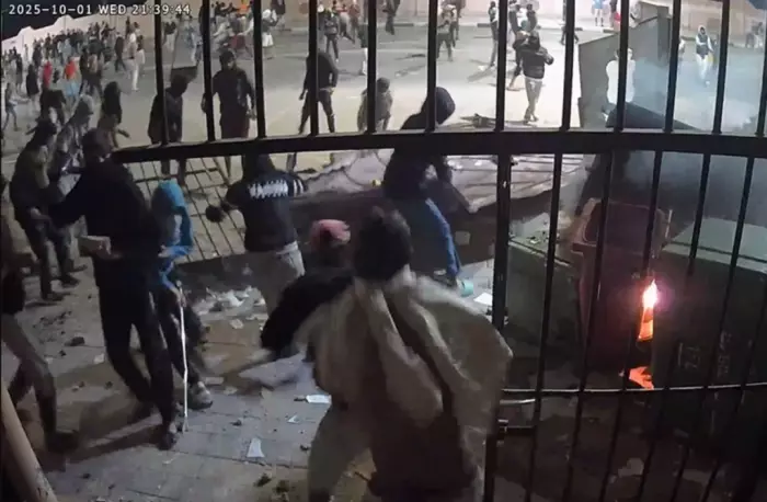 دهس الشباب واستخدام القوة المفرطة يثير موجة غضب وأحداث القليعة ووجدة  واحتجاجات جيل Z تعود إلى الواجهة بعد تحقيق لوموند