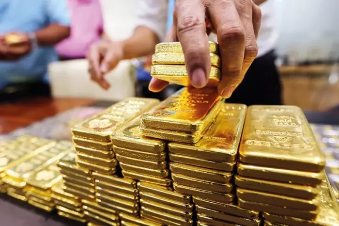 الذهب بين القلق العالمي والتقلبات الاقتصادية رحلة المعدن الأصفر في ظل عالم غير مستقر