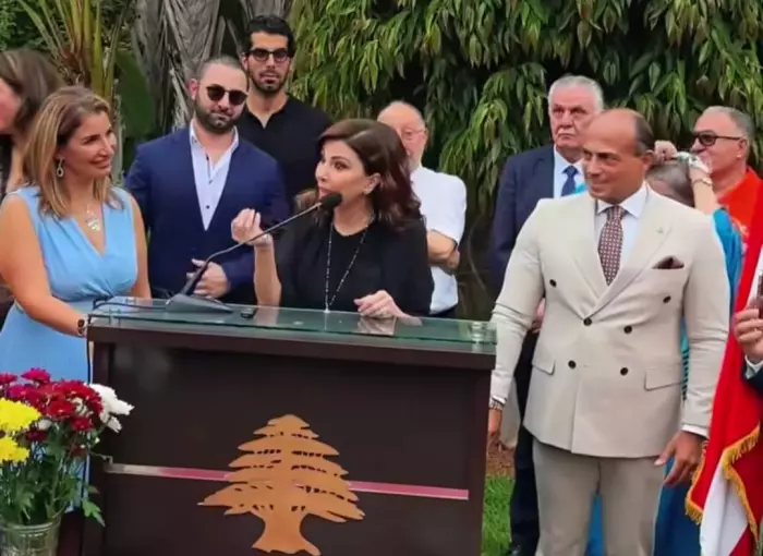 ماجدة الرومي تُشعل قلوب المغاربة برسالة حب للملك وتغني لسلام العصافير في حضرة الوطن